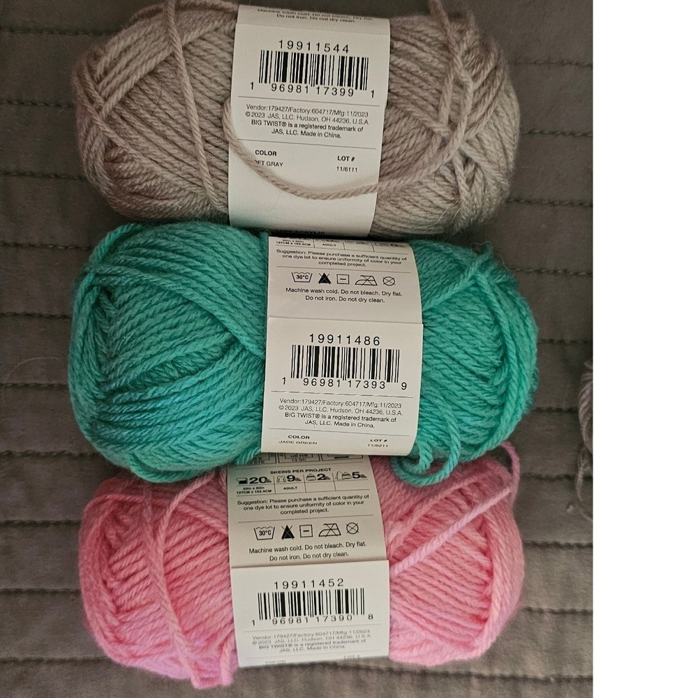 Big Twist Petite Baby Bunny Yarn Lot Soft‎ Gray Jade Green Med Rose 3 Skeins